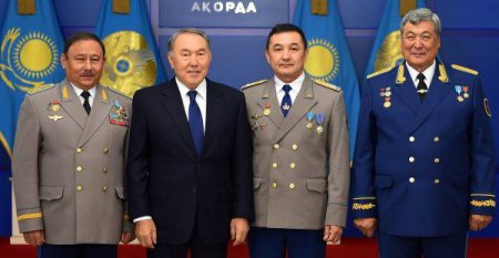 День космонавтики: полет Гагарина и вечеринка под шаттлом
