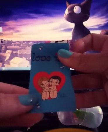 Эротический "Киндер-сюрприз" нашли на прилавках Караганды