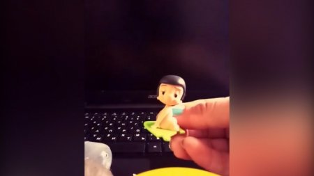 Эротический "Киндер-сюрприз" нашли на прилавках Караганды