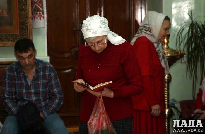 Православные христиане Актау празднуют Пасху
