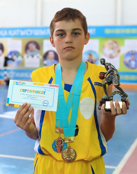 В Актау наградили победителей и призеров Школьной баскетбольной лиги