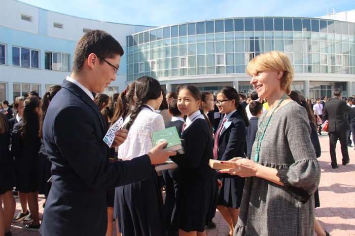 В актауской Назарбаев Интеллектуальной школе искали «тайных читателей»