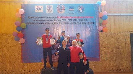 Мангистауские спортсмены завоевали 11 золотых медалей на юношеском первенстве по боксу