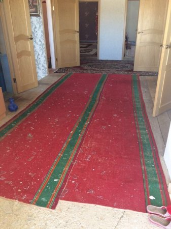 В селе Жетыбай обстреляли жилой дом