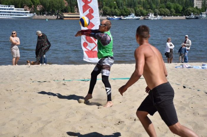 Спортсмены из Актау привезли две медали с международного турнира по пляжному волейболу