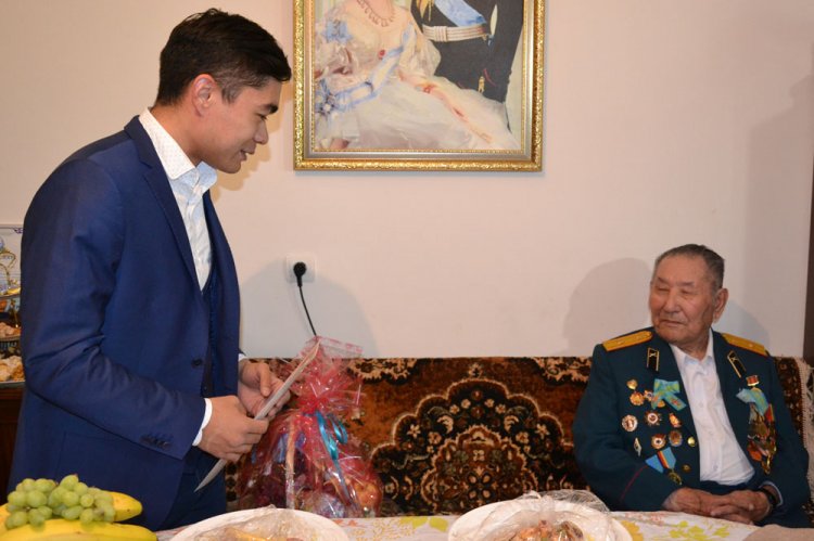 Компания «Бикада» поздравила ветеранов