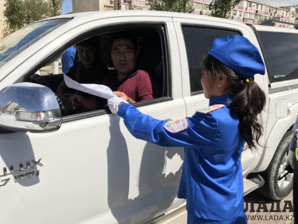 В Актау проходит неделя безопасности дорожного движения