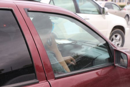 В Актау на пешеходном переходе сбили женщину