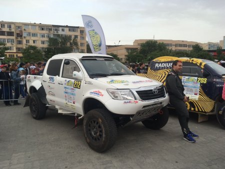 Пятый этап Кубка мира по ралли-рейдам Rally Kazakhstan-2017 стартовал в Актау