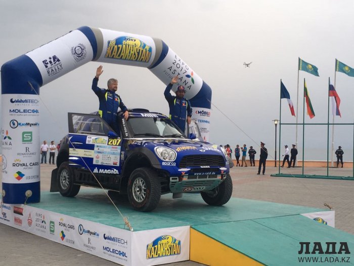 Пятый этап Кубка мира по ралли-рейдам Rally Kazakhstan-2017 стартовал в Актау