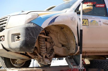 В Мангистау в третьем этапе Rally Kazakhstan-2017 победителем стал экипаж из Саудовской Аравии