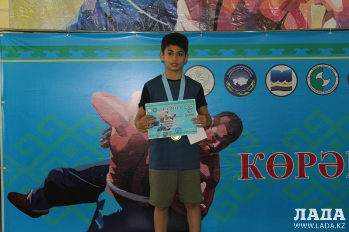 17 спортсменов из Актау приняли участие в первом юношеском турнире по спортивной борьбе «Курэш»