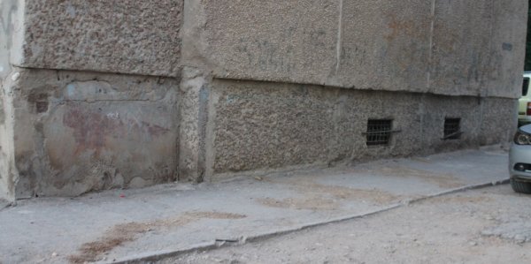 У 8-го дома в 26 микрорайоне Актау мужчина скончался от ножевого ранения