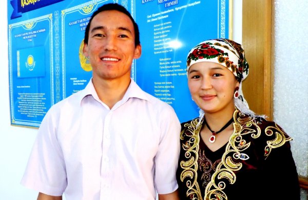 В Актау начала работать школа молодых семей