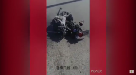 Камеры засняли, как байкер на скорости врезался в "легковушку" в Караганде