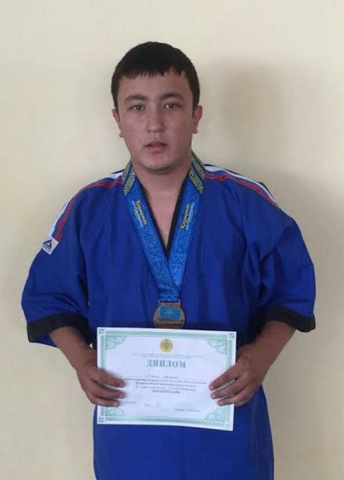Жанболат Орынбай из Мангистау стал бронзовым призером чемпионата Казахстана по борьбе на поясах