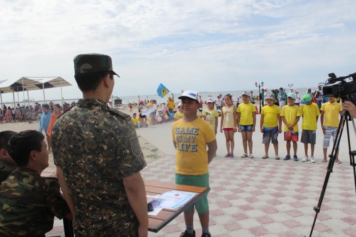 Актауские спасатели провели состязания среди детей из пришкольных лагерей