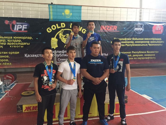 Мангистауские атлеты привезли десять золотых медалей с чемпионата Казахстана по пауэрлифтингу и жиму штанги лежа