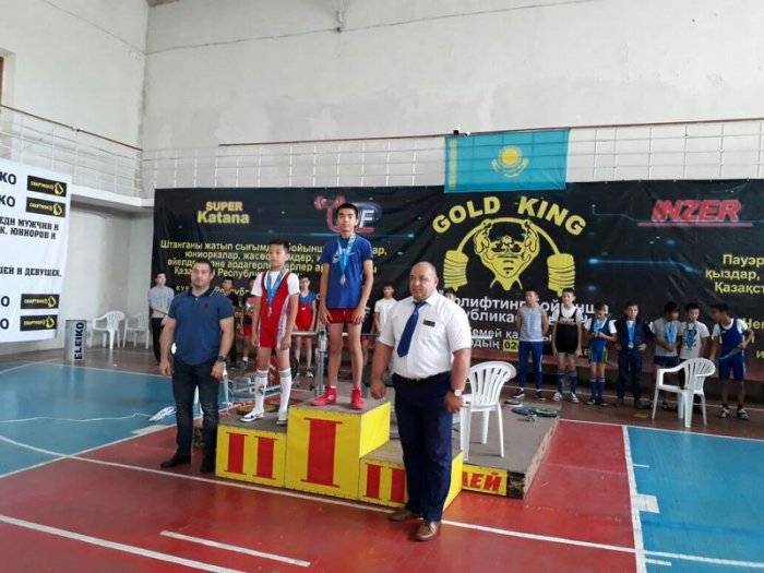 Мангистауские атлеты привезли десять золотых медалей с чемпионата Казахстана по пауэрлифтингу и жиму штанги лежа