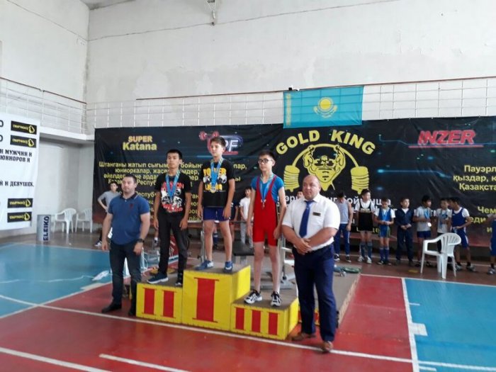 Мангистауские атлеты привезли десять золотых медалей с чемпионата Казахстана по пауэрлифтингу и жиму штанги лежа