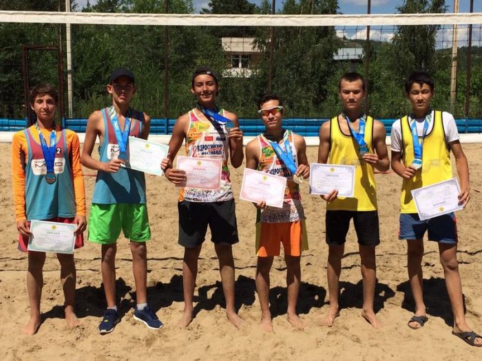 Актауские спортсмены завоевали пять золотых медалей во втором туре чемпионата Казахстана по пляжному волейболу