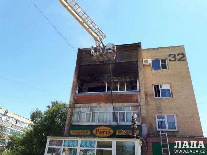 В Актау в результате двух пожаров пострадали три человека