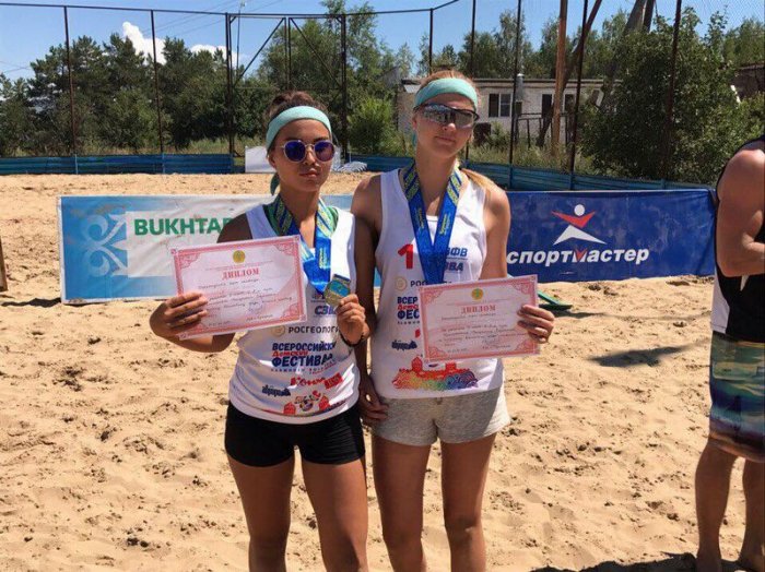 Актауские пляжные волейболисты завоевали весь набор медалей по итогам третьего тура чемпионата РК