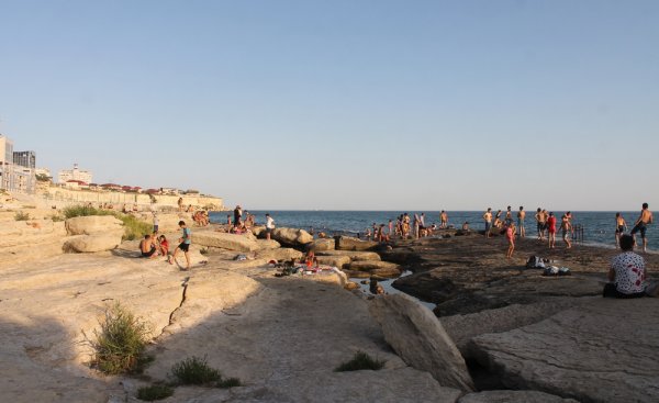 Травмоопасные пирсы Актау