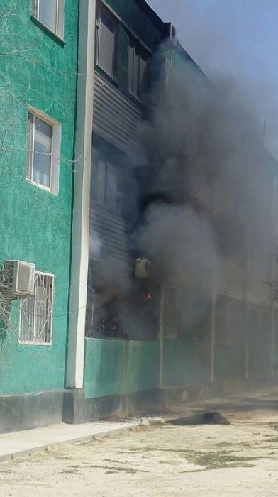 При пожаре в 153 доме 3 микрорайона Актау пострадал один человек