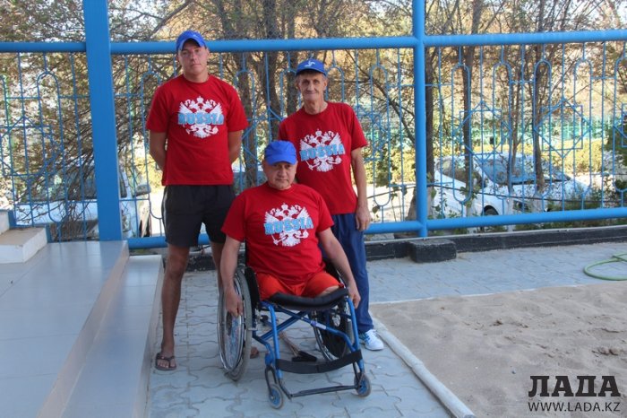 В Актау стартовал чемпионат Казахстана и международный турнир по пляжному волейболу среди инвалидов