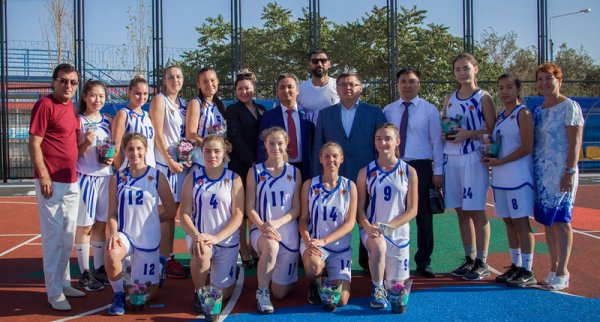 Баскетболистки из команды «Актау 7292» получили спортивные звания и разряды