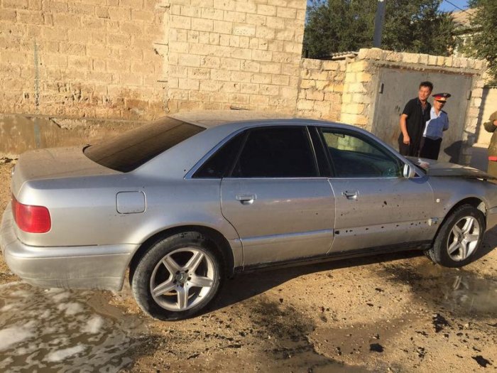 В Курыке загорелся автомобиль Audi A8