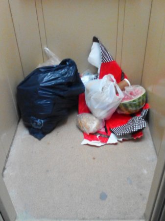 Лифт мусоровоз