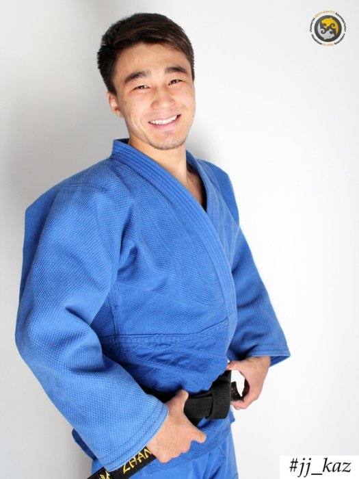 В Актау выбрали тройку популярных спортсменов