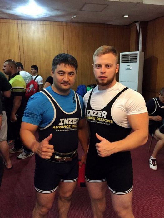 Атлеты из Актау завоевали две золотые медали на чемпионате Азии по жиму лежа