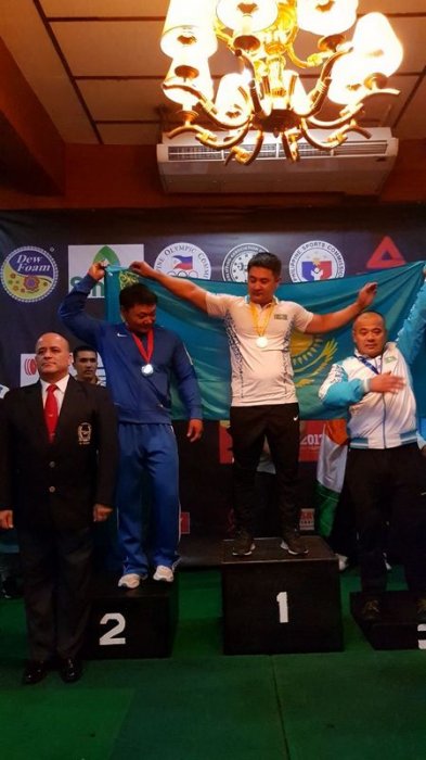 Атлеты из Актау завоевали две золотые медали на чемпионате Азии по жиму лежа