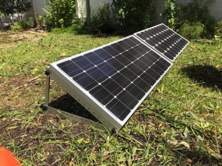 Уроженец Казахстана во время урагана обеспечил свой дом в Майами электроэнергией и телевидением