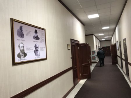 Сотрудников Генпрокуратуры мотивируют при помощи Брюса Ли и Уилла Смита