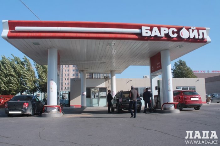 На заправках Актау цена на бензин марки АИ-92 поднялась до 152 тенге
