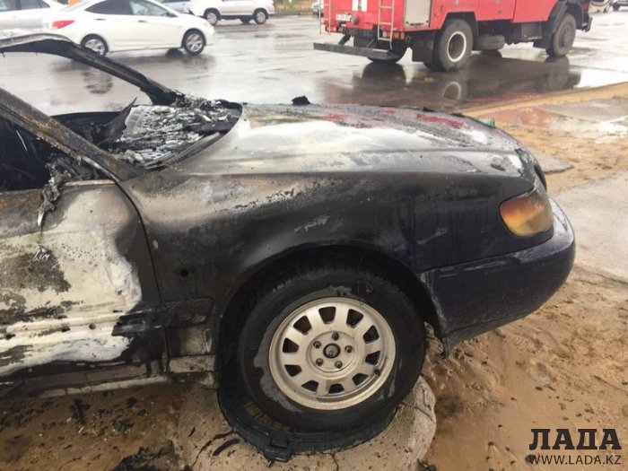 В 29 микрорайоне Актау сгорел автомобиль