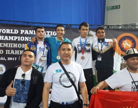 Спортсмен из Актау выиграл чемпионат мира по панкратиону