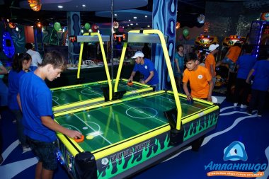 Новогоднее предложение для детей и их родителей от «Атлантиды»!