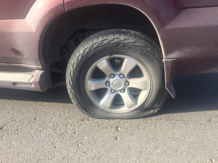 Судиться с коммунальными службами Актау из-за открытого люка намерен попавший в ДТП водитель