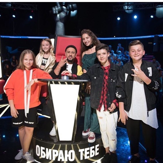 Данэлия Тулешова заставила прослезиться жюри украинского "Голоса"