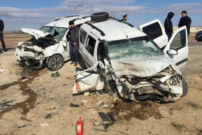 Пять аварий с участием Lada Largus в Мангистау