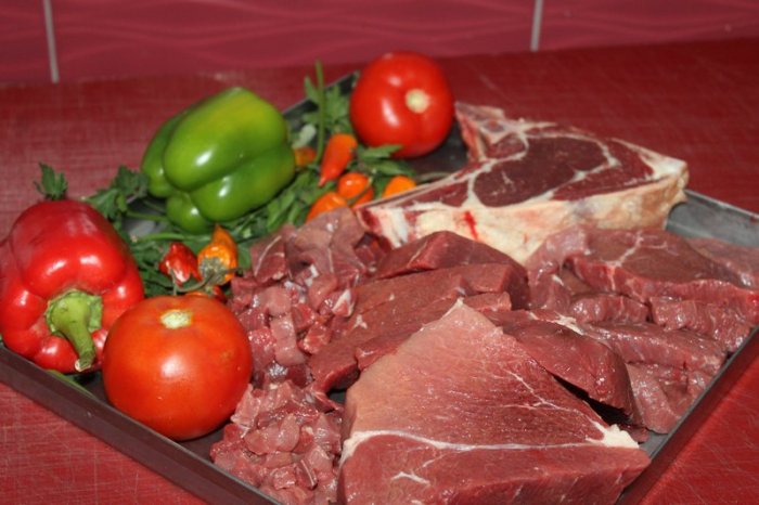 Мясо - главное блюдо новогоднего стола