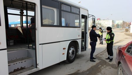 В Актау водителя маршрутного автобуса привлекли к ответственности за езду в пьяном виде