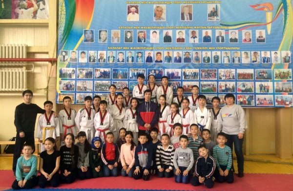 Шесть медалей завоевали таеквондисты из Жанаозена на республиканских соревнованиях в Алматы