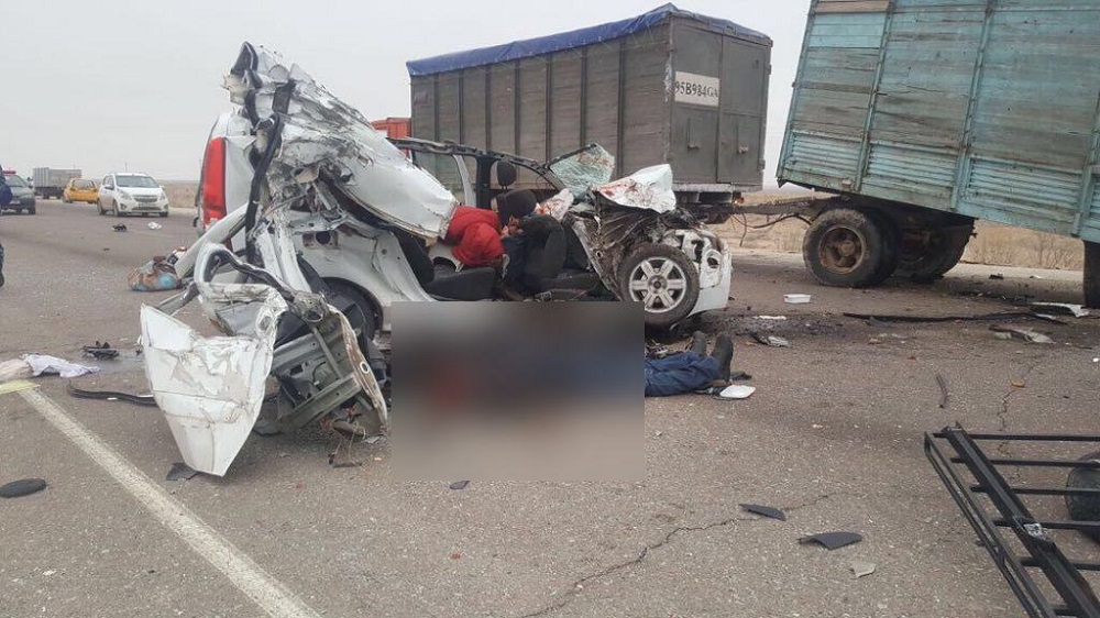 В ДВД Мангистау опровергли слухи о смертельном ДТП на трассе Актау-Бейнеу