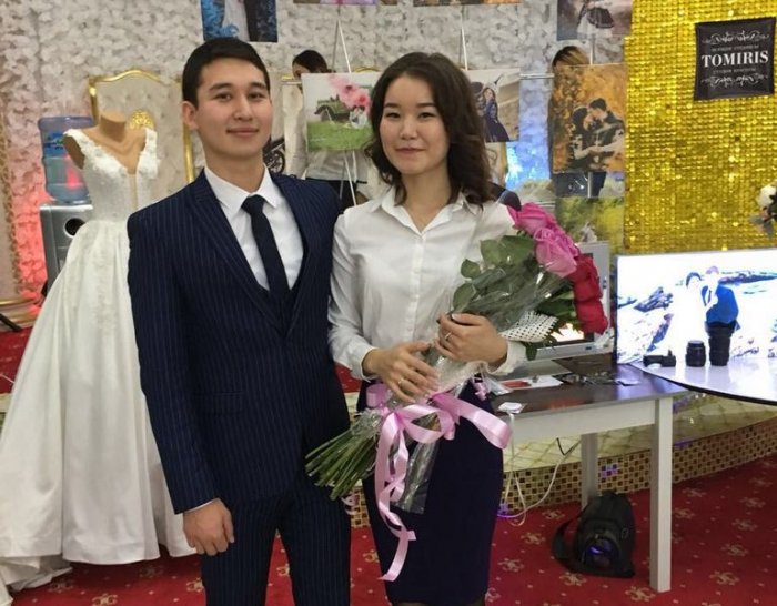 Подъемный кран вместо белого коня: Необычные предложения руки и сердца сделали в Актау